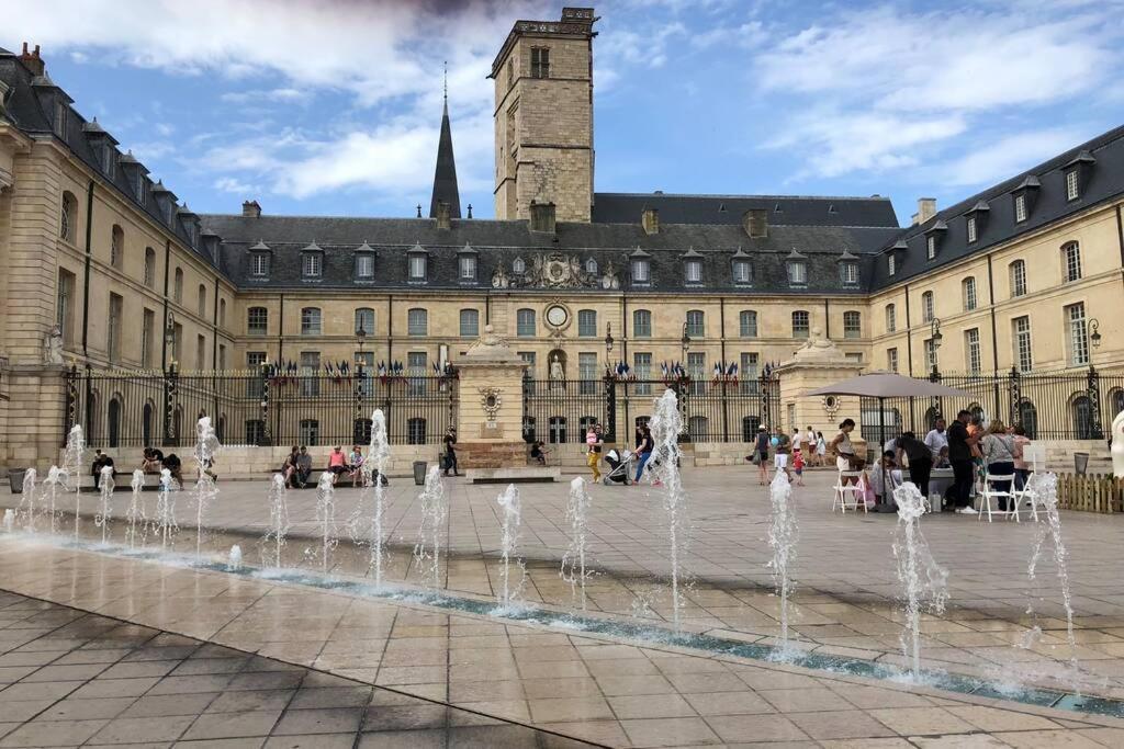 Pasteur Numéro 5 Dijon Exterior foto